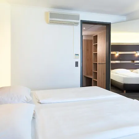 Michel Kaiserhof ホテル 4*