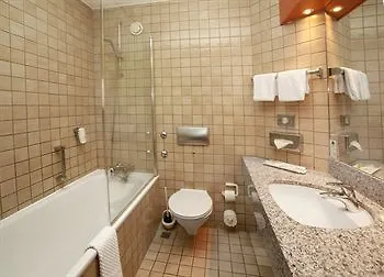 Roomingtons Kaiserhof Hotel Landshut