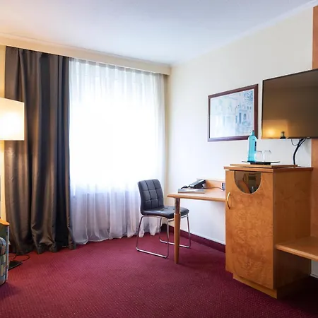 Roomingtons Kaiserhof 4* Landshut