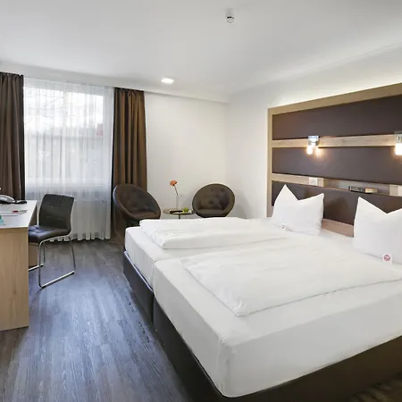 Hotel Kaiserhof Landshut 4*