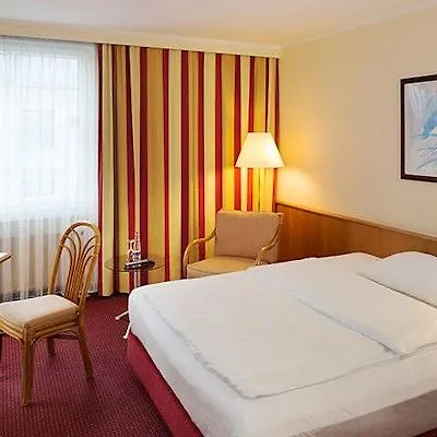 Roomingtons Kaiserhof 4* Landshut